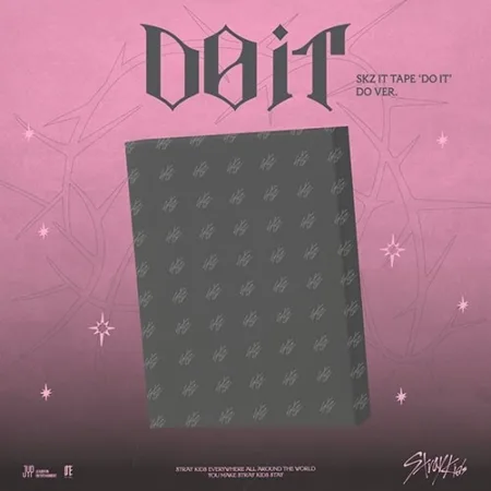 PRE-ORDER: STRAY KIDS - SKZ IT TAPE [DO IT] (DO VER.) SPECIAL VER.  A FREE RANDOM PHOTOCARD FROM OUR STORE