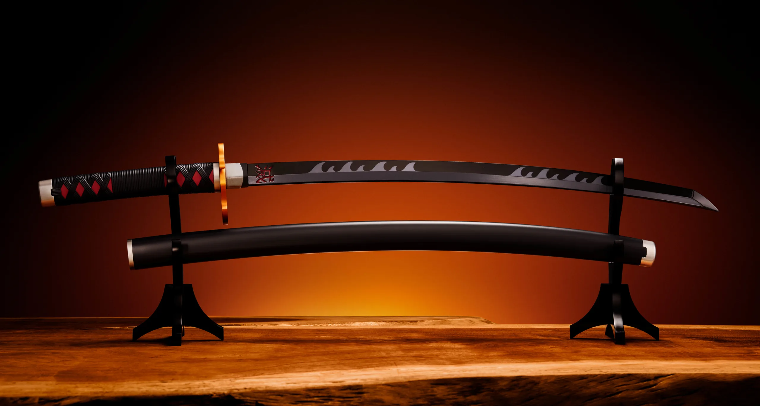 DEMON SLAYER TANJIRO RENGOKUS GUARD NICHIRIN SWORD PROPLICA