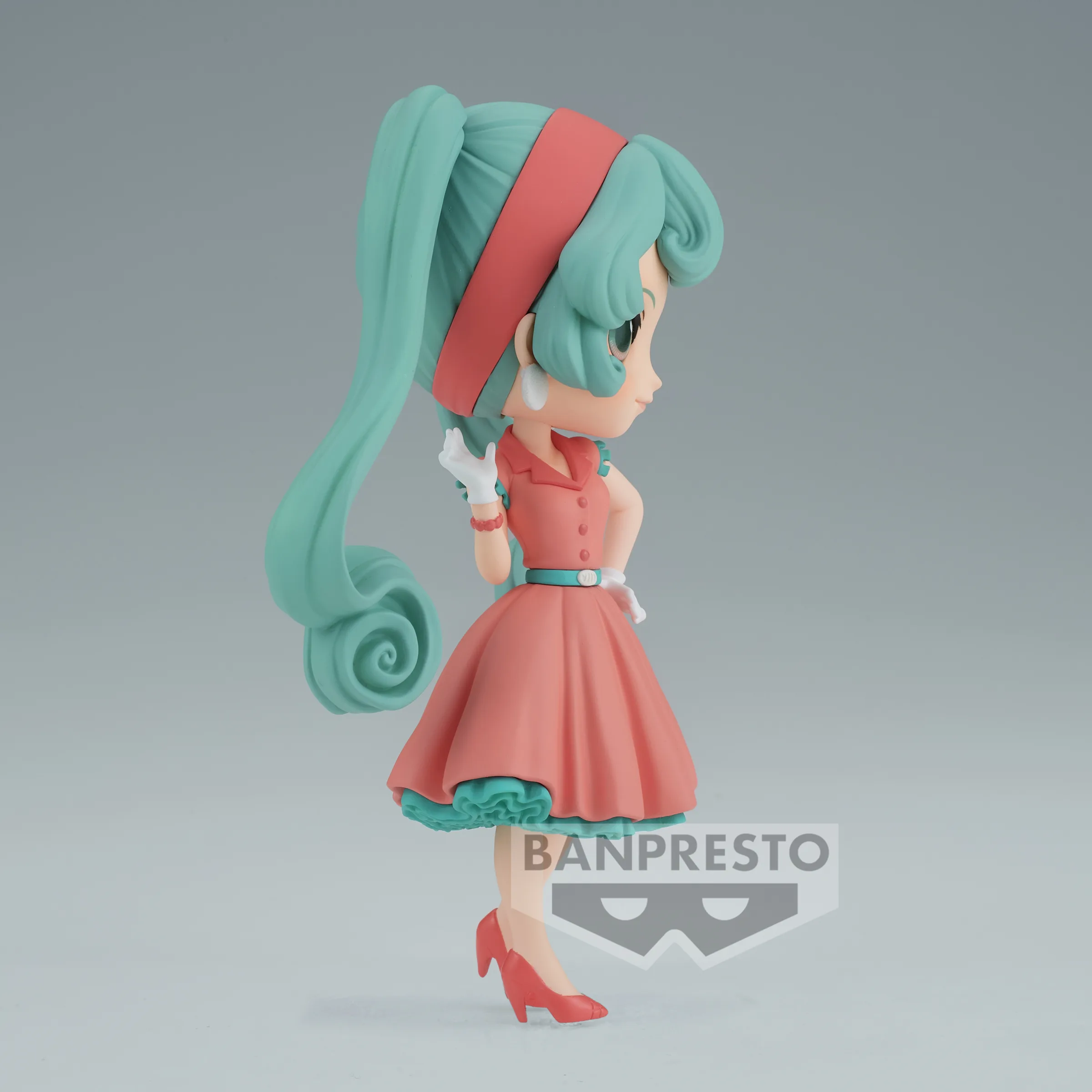 VOCALOID Q-POSKET HATSUNE MIKU WORLD JOURNEY V1 FIGURE